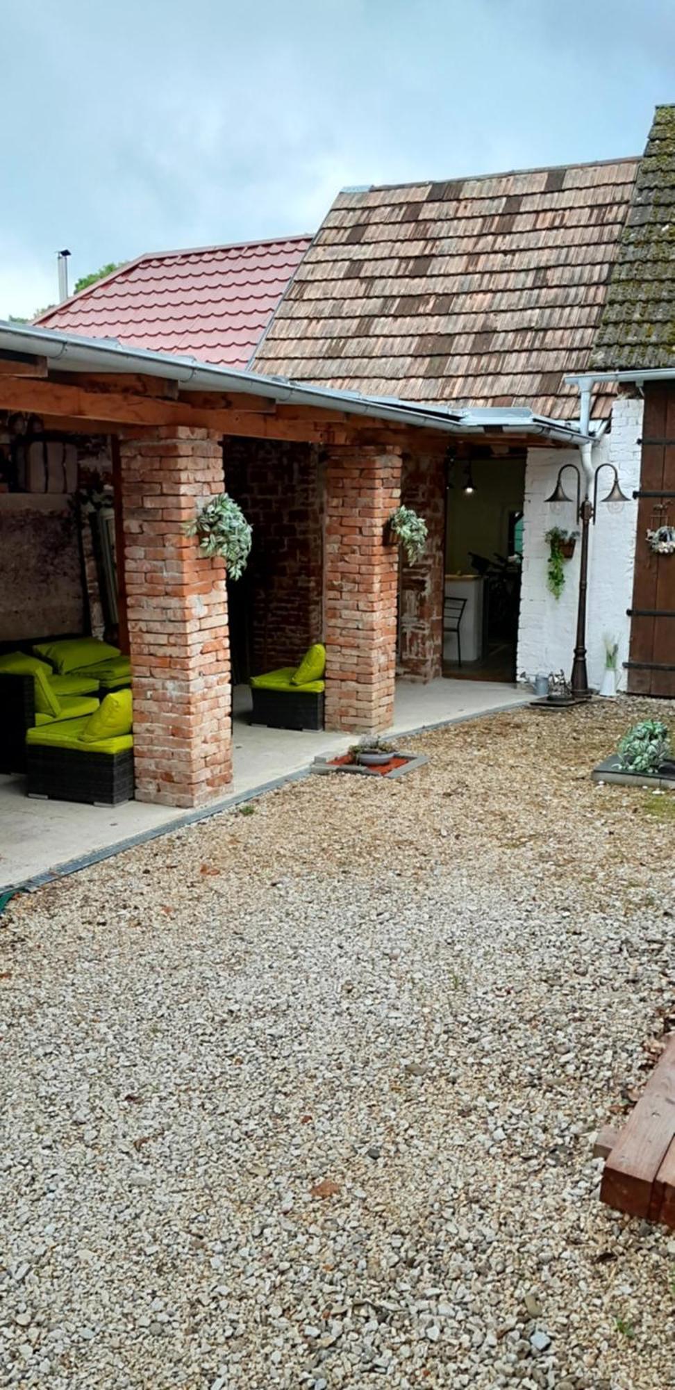 Ubytovanie Na Dedine Chocholna-Velcice Exterior photo